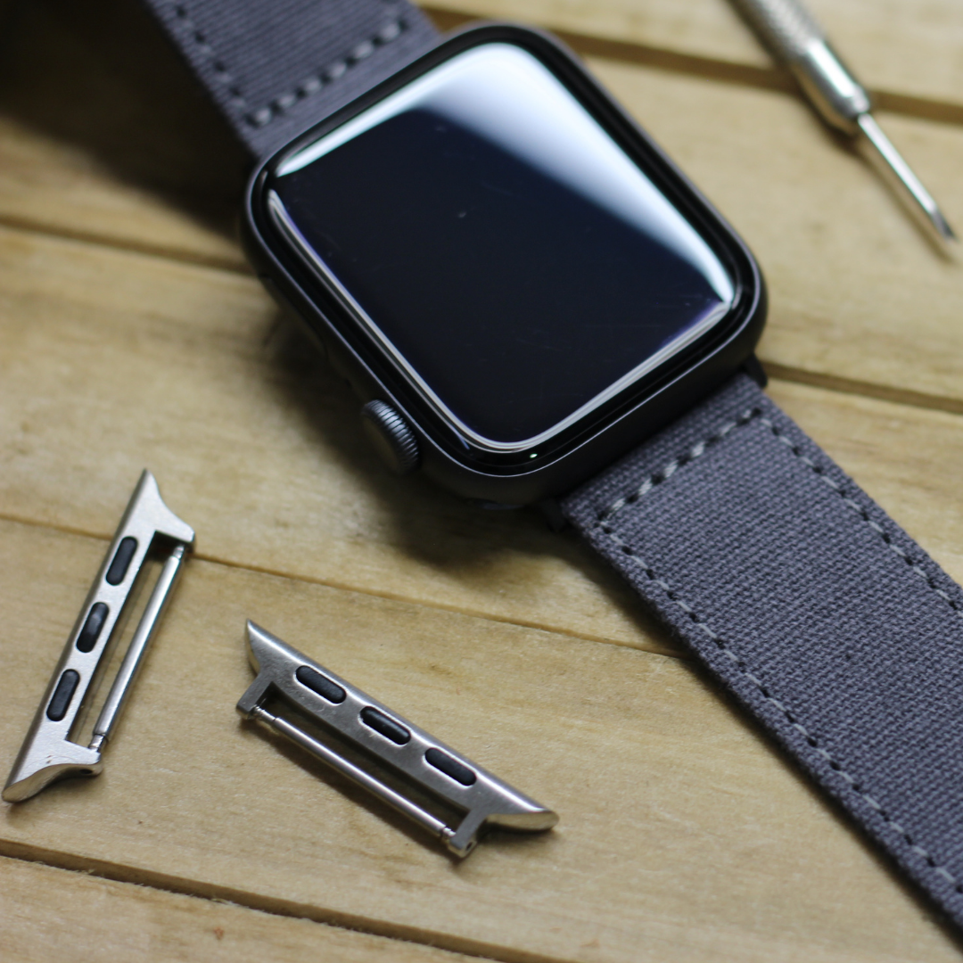 How to Select and Remove an Apple Watch Band BluShark Straps